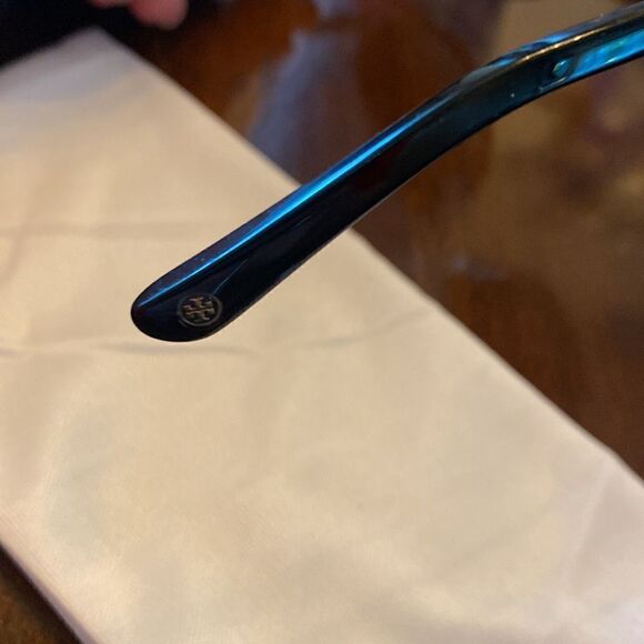 Tory Burch NWT Aviator Gold Frame 58mm Sunglasses - Picture 10 of 10